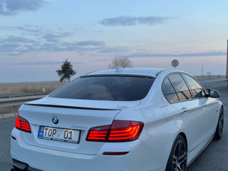 BMW 5 Series foto 3