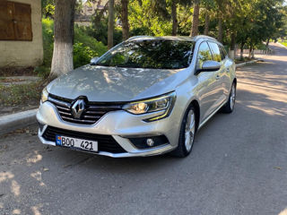 Renault Megane foto 2