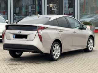 Toyota Prius foto 4