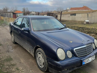 Mercedes E-Class