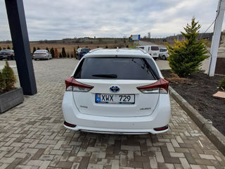 Toyota Auris foto 2