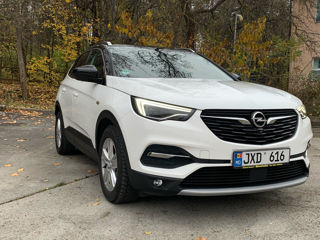 Opel Grandland X foto 2