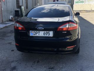 Ford Mondeo foto 3