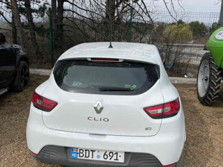 Renault Clio foto 7