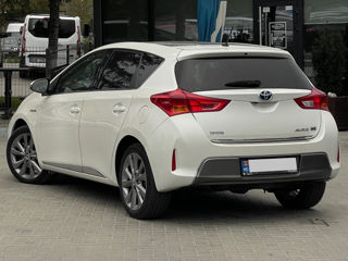 Toyota Auris foto 5