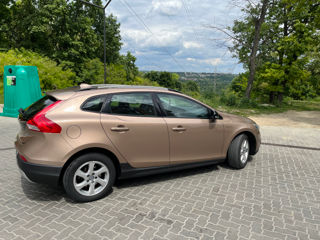 Volvo V40 foto 2