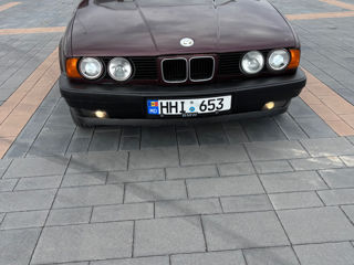 BMW 5 Series foto 5