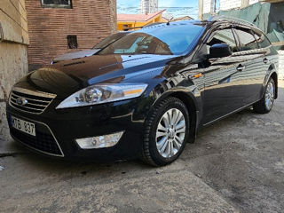 Ford Mondeo foto 7