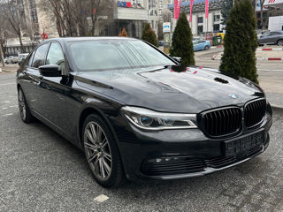 BMW 7 Series foto 2