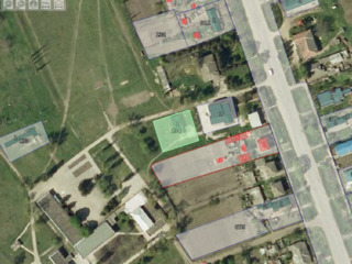 Vând, s. Ecaterinovca, centru, spațiu ( fosta ,,кочегарка" ), 100m2, teren 8.5 ari foto 2