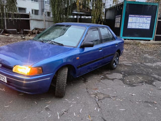 Mazda 323 foto 7