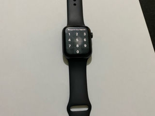 Apple Watch series 5 44mm foto 1