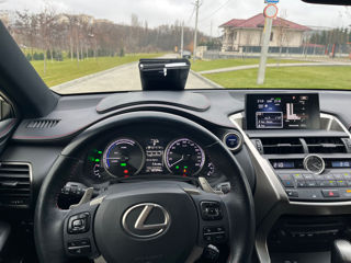 Lexus NX Series foto 8