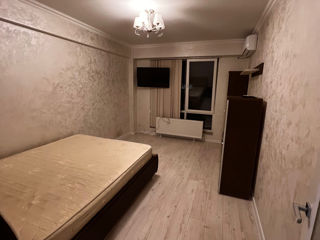 1-комнатная квартира, 56 м², Центр, Кишинёв фото 4