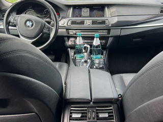 BMW 5 Series foto 8