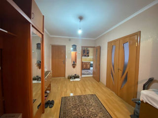 Apartament cu 3 camere, 73 m², Ciocana, Chișinău foto 5