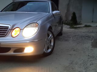 Mercedes E Class foto 6