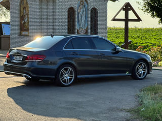 Mercedes E-Class foto 2