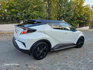 Toyota C-HR foto 3