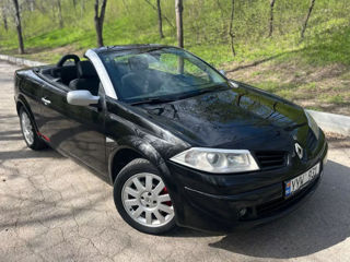 Renault Megane foto 2