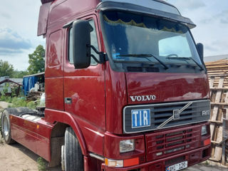 Volvo FH12 foto 2