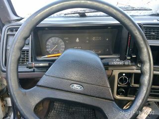 Ford Sierra foto 4