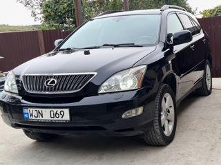 Lexus RX Series