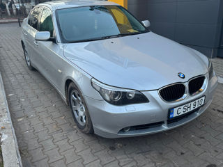 BMW 5 Series foto 3