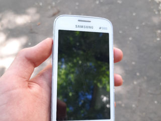Samsung Galaxy Star Plus foto 2