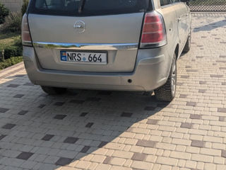 Opel Zafira foto 5