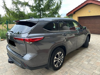 Toyota Highlander foto 3