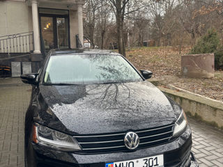 Volkswagen Jetta foto 2