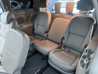 KIA Carnival foto 16