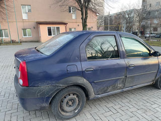 Dacia Logan foto 3