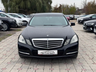 Mercedes E-Class foto 2