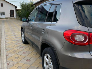 Volkswagen Tiguan foto 4