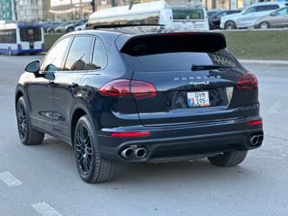 Porsche Cayenne foto 4