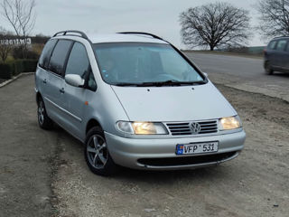 Volkswagen Sharan foto 2