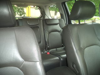 Nissan Pathfinder foto 5