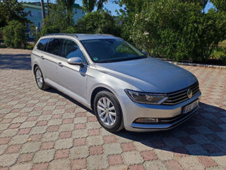 Volkswagen Passat foto 4