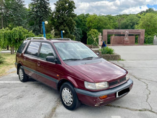 Mitsubishi Space Wagon, 1995 