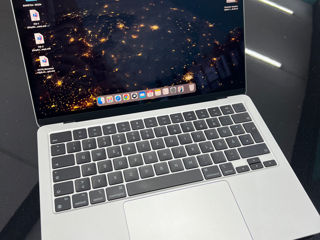 MacBook Air m2 8/512 2022 foto 2