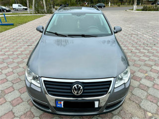 Volkswagen Passat foto 3