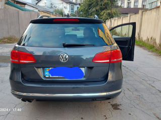 Volkswagen Passat foto 4