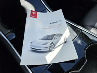 Tesla Model 3 foto 10