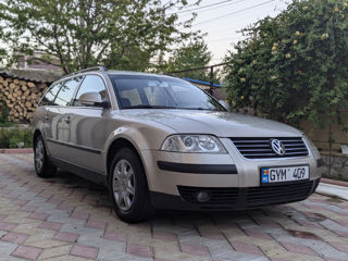 Volkswagen Passat foto 2