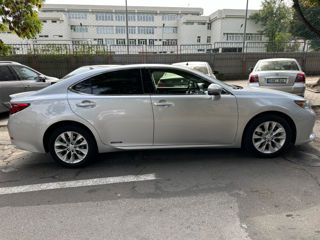 Lexus ES Series