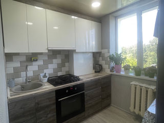 Apartament cu 1 cameră, 28 m², Molodova, Bălți