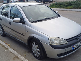 Opel Corsa foto 3