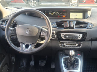 Renault Scenic foto 13